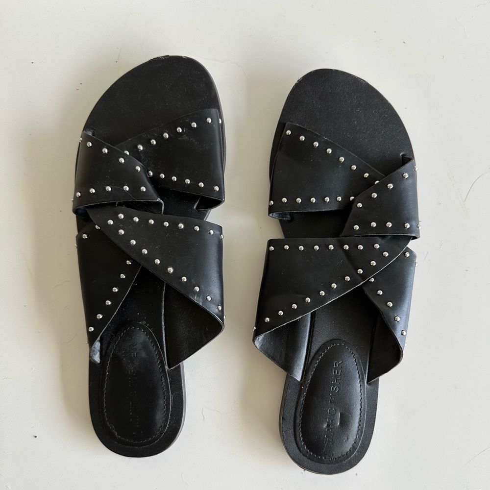 Marc fisher black studded cross sandals size 7.5 - GUC